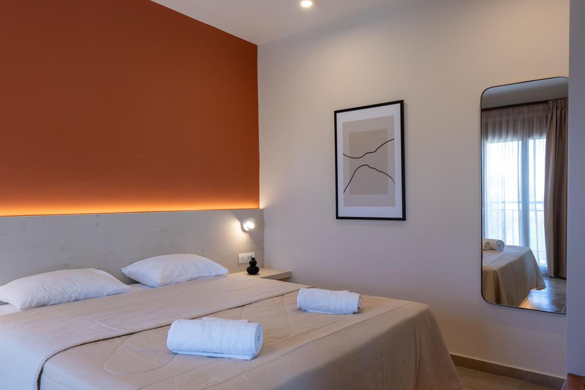 Lodge Modern Apartments, In Kalamaki Centre Экстерьер фото